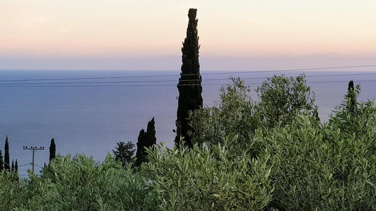 Ioannis House Sea View-Perfect Family Holidays Lourdata  Exterior photo